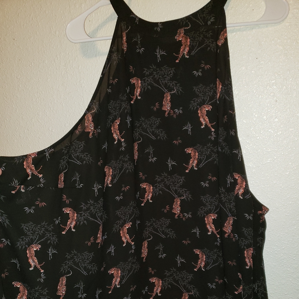 Challis top